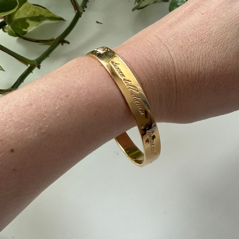 Kate spade gold idiom bangle bracelet “this is the year to…” - Picture 6 of 6